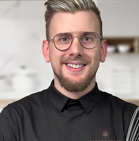 Antoine H. (Chocolatier Artisanal)